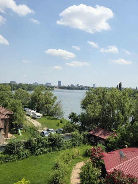 Baneasa, Sisesti,